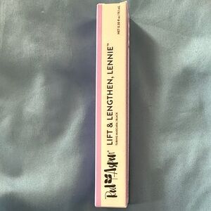 Red Aspen Lennie Lift & Lengthen Mascara in Black